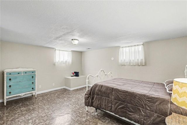 26408 E 227th Street, Harrisonville, MO 64701