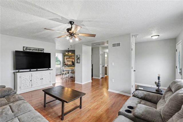 26408 E 227th Street, Harrisonville, MO 64701