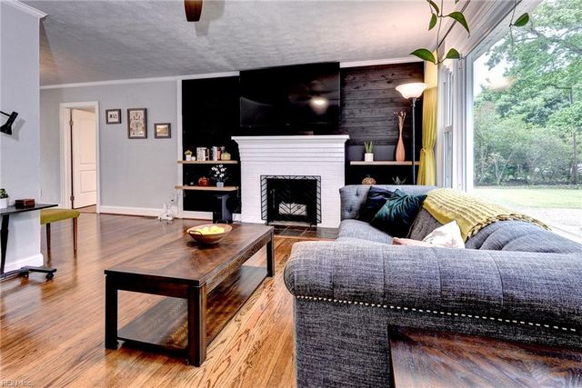 432 Whealton RD, Hampton, VA 23666