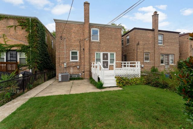 8721 S Merrill Avenue, Chicago, IL 60617