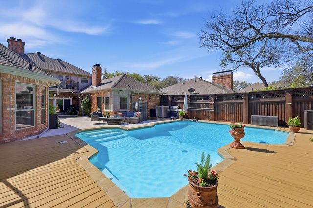 14917 Oaks North Drive, Addison, TX 75254