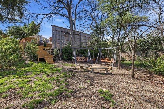 14917 Oaks North Drive, Addison, TX 75254