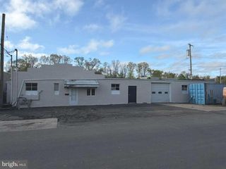 2275 WYANDOTTE RD, Willow Grove, PA 19090