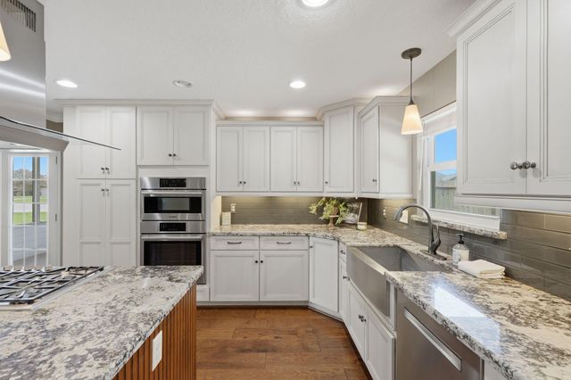 9253 Fathom Drive, Montgomery, TX 77356