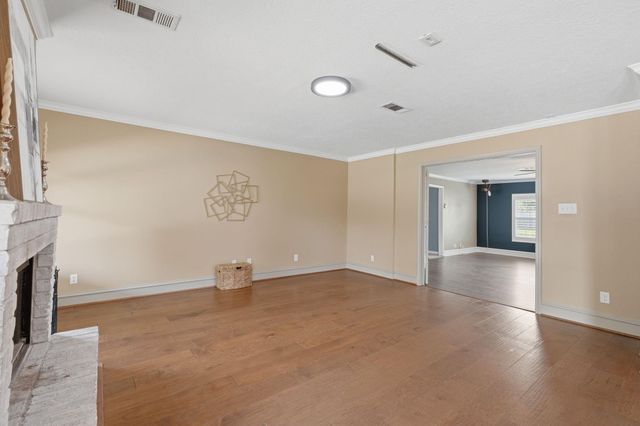 9253 Fathom Drive, Montgomery, TX 77356