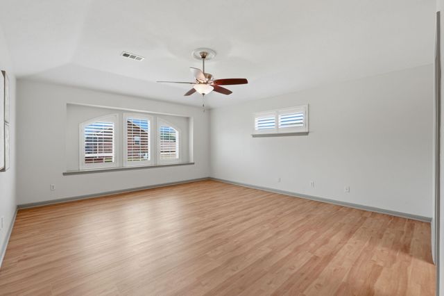 9253 Fathom Drive, Montgomery, TX 77356