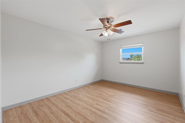 9253 Fathom Drive, Montgomery, TX 77356