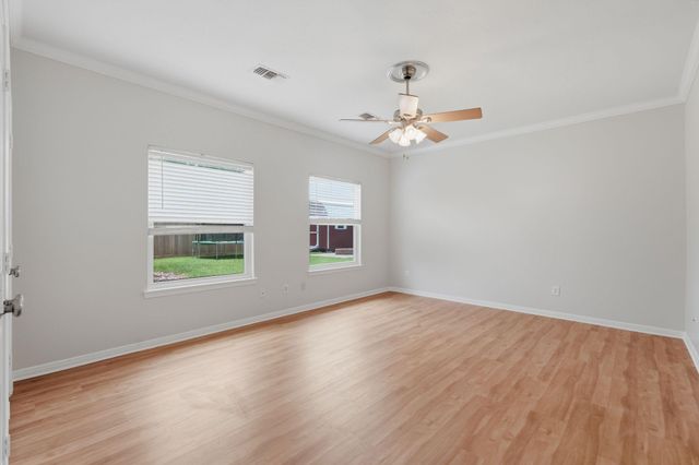 9253 Fathom Drive, Montgomery, TX 77356
