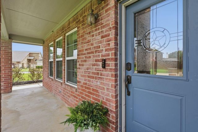 9253 Fathom Drive, Montgomery, TX 77356