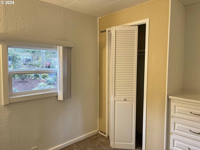 85313 GLENADA Rd, Florence, OR 97439