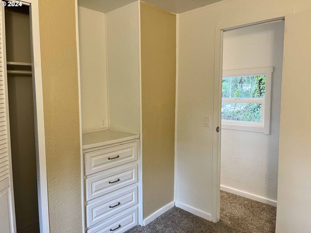 85313 GLENADA Rd, Florence, OR 97439