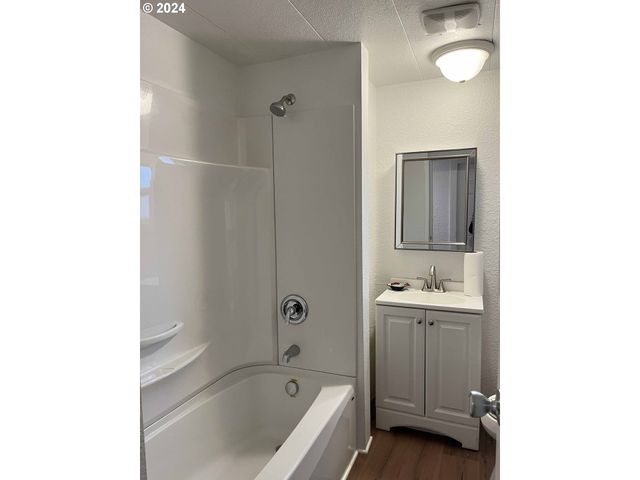 85313 GLENADA Rd, Florence, OR 97439