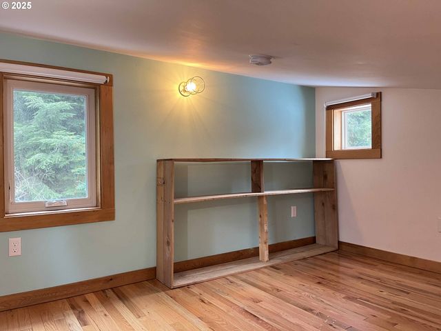 85313 GLENADA Rd, Florence, OR 97439