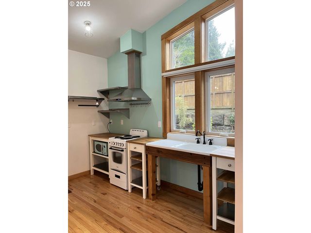 85313 GLENADA Rd, Florence, OR 97439