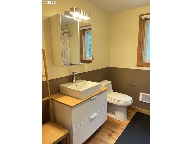 85313 GLENADA Rd, Florence, OR 97439