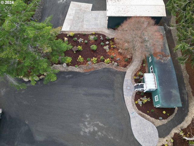 85313 GLENADA Rd, Florence, OR 97439