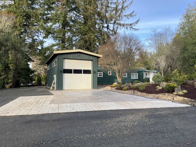 85313 GLENADA Rd, Florence, OR 97439