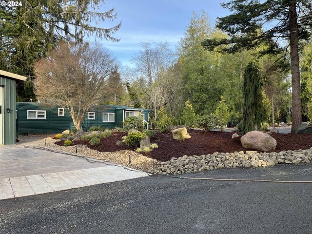 85313 GLENADA Rd, Florence, OR 97439