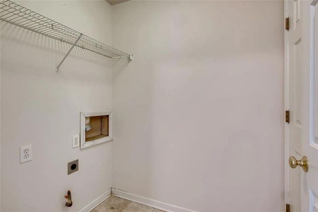 520 Midhurst Place, Johns Creek, GA 30024