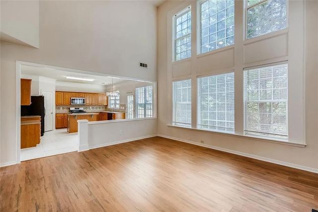 520 Midhurst Place, Johns Creek, GA 30024