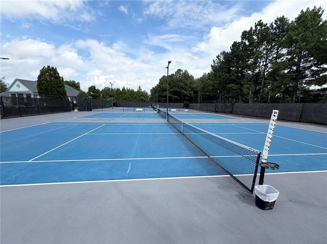 520 Midhurst Place, Johns Creek, GA 30024