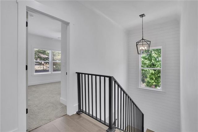 6181 Shoreland Circle, Buford, GA 30518