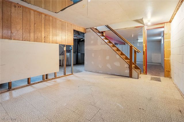 1088 Battles Avenue, Akron, OH 44314