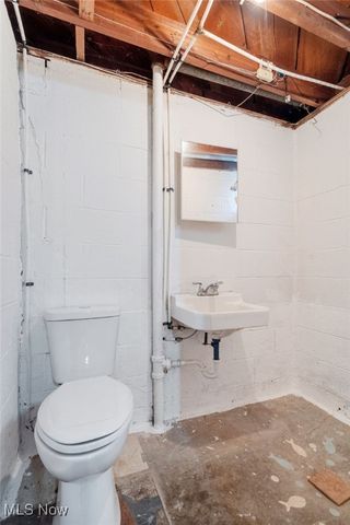 1088 Battles Avenue, Akron, OH 44314