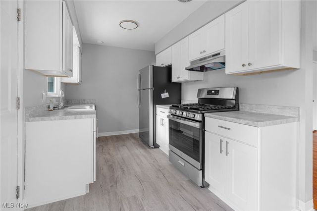 1088 Battles Avenue, Akron, OH 44314