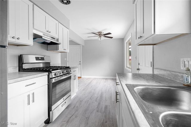 1088 Battles Avenue, Akron, OH 44314