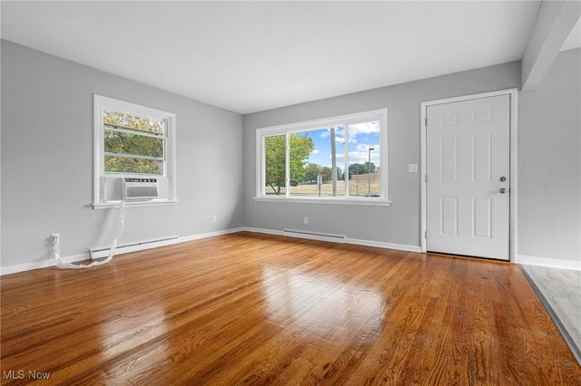 1088 Battles Avenue, Akron, OH 44314