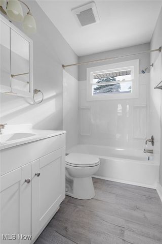 1088 Battles Avenue, Akron, OH 44314