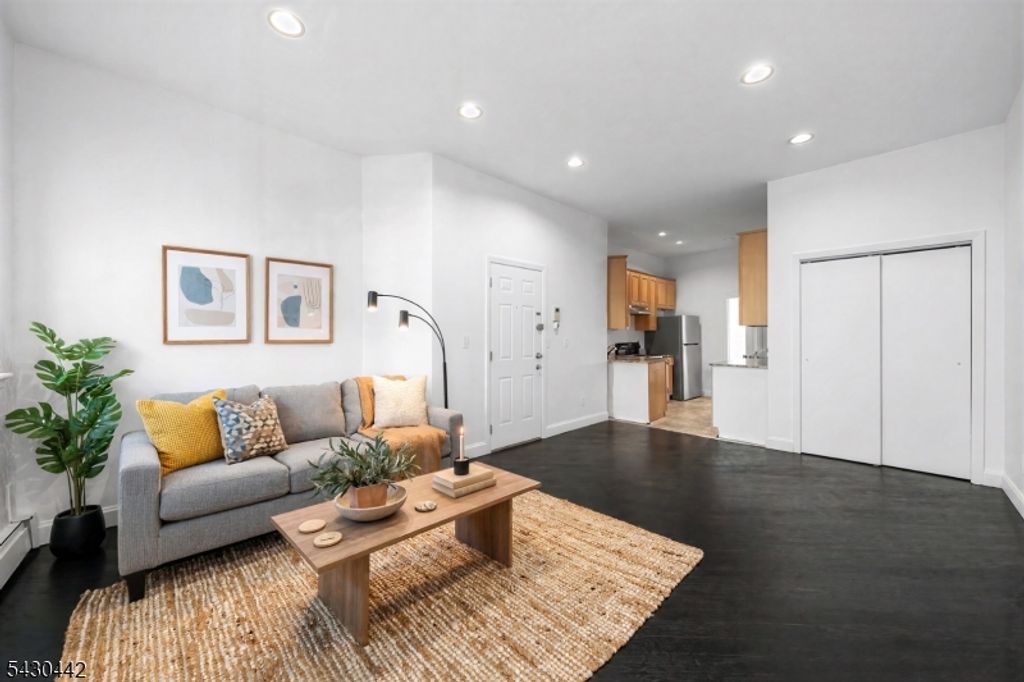75 Palisade Ave 1, Jersey City, NJ 07306 — photo 2