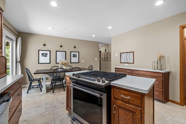 1931 COUNTY HIGHWAY G, Neenah, WI 54956