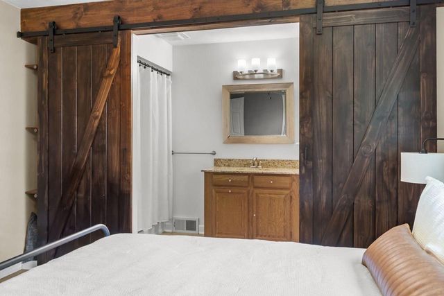 1931 COUNTY HIGHWAY G, Neenah, WI 54956
