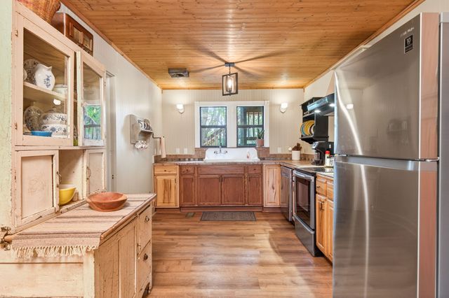 7400 Franks Ferry Rd, Walling, TN 38587