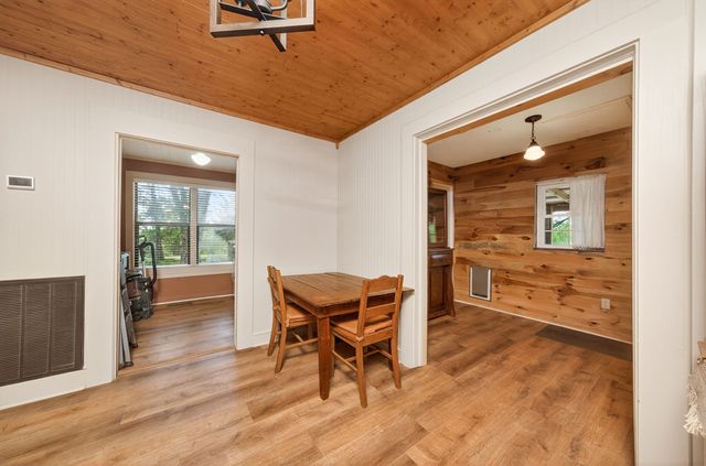 7400 Franks Ferry Rd, Walling, TN 38587