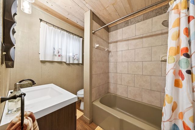 7400 Franks Ferry Rd, Walling, TN 38587