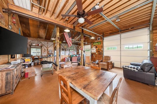 7400 Franks Ferry Rd, Walling, TN 38587