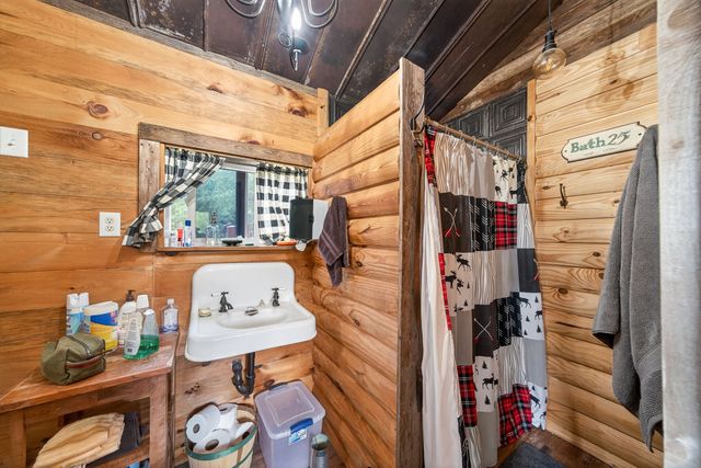 7400 Franks Ferry Rd, Walling, TN 38587
