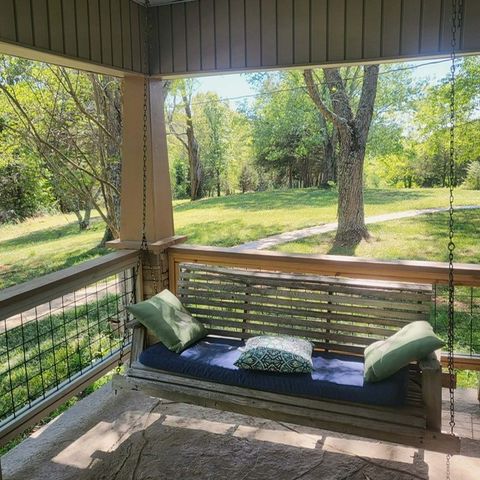 7400 Franks Ferry Rd, Walling, TN 38587