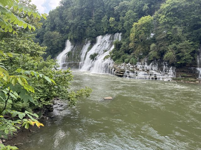 7400 Franks Ferry Rd, Walling, TN 38587
