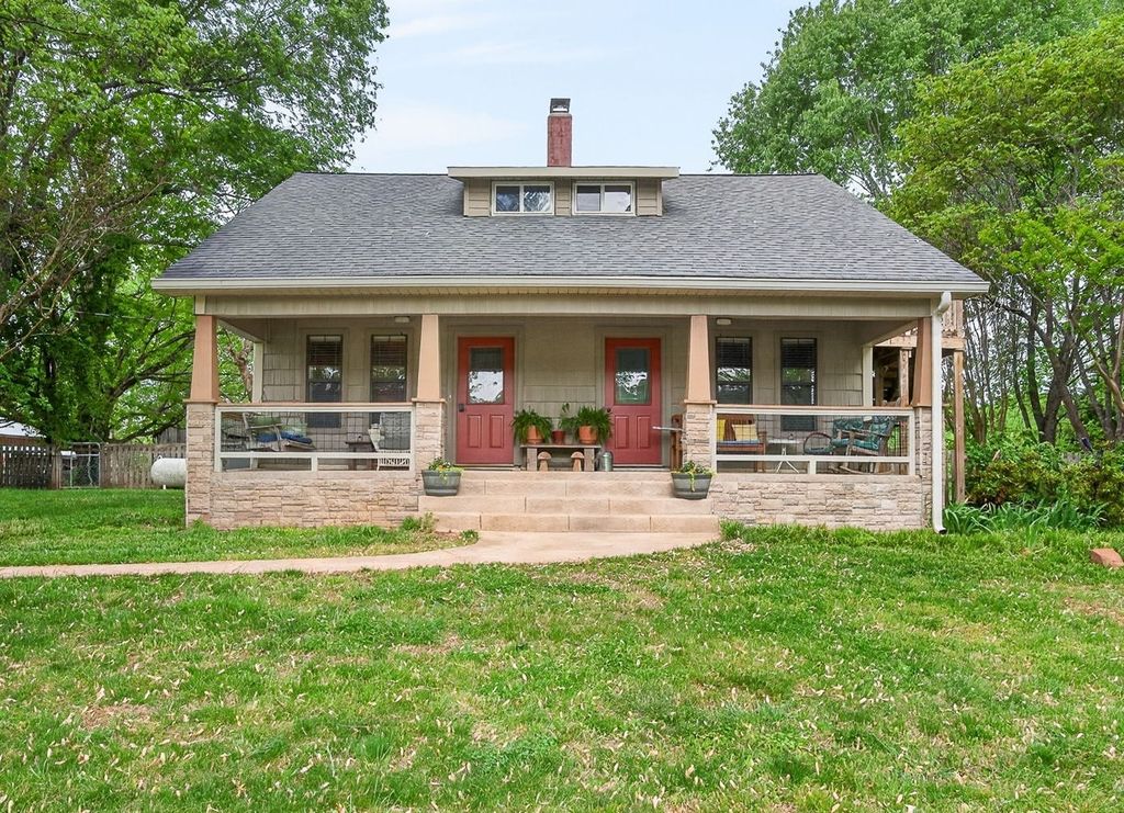 7400 Franks Ferry Rd, Walling, TN 38587