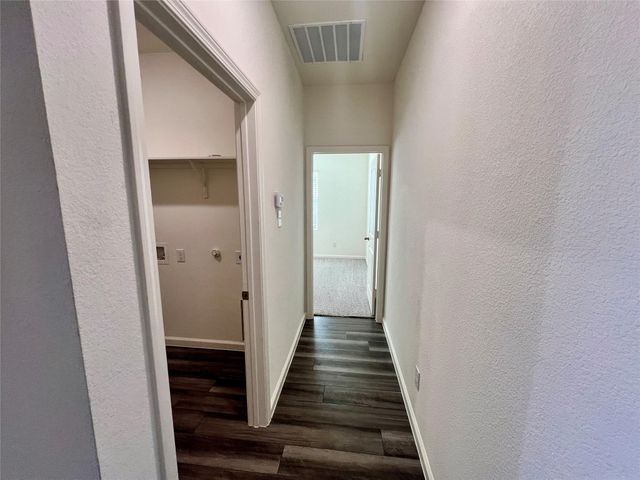 672 Crestridge Drive, Lavon, TX 75166