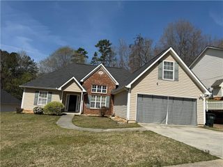 4206 Shoreside Circle, Snellville, GA 30039