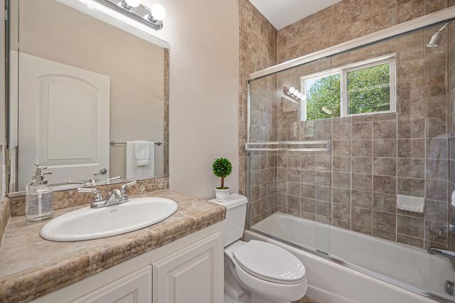 11604 Sherwood Way, Auburn, CA 95602