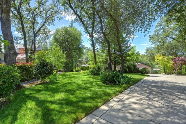 11604 Sherwood Way, Auburn, CA 95602