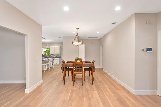 11604 Sherwood Way, Auburn, CA 95602