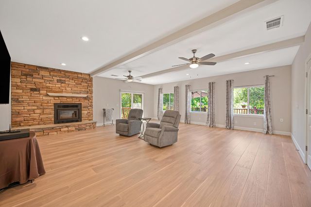11604 Sherwood Way, Auburn, CA 95602