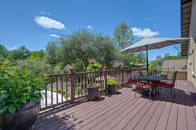 11604 Sherwood Way, Auburn, CA 95602